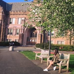 Meet your Posher, Phoebe